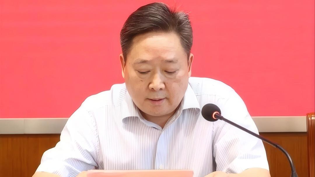 扬州教育系统震荡：原开发区教育集团理事长陆鹏海被查