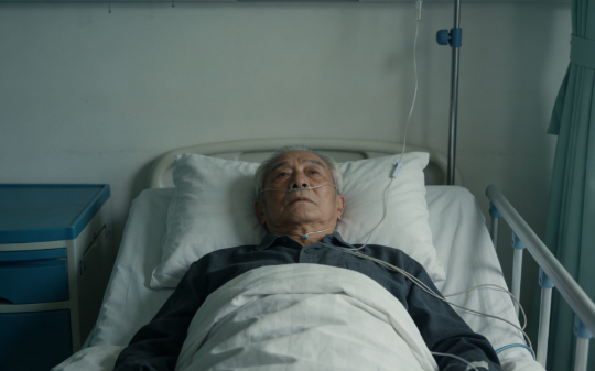 父亲住院丈夫没有露过面，第20天我取消预定疗养套餐，第33天丈夫发来消息：老婆你怎么把咱家预约给取消