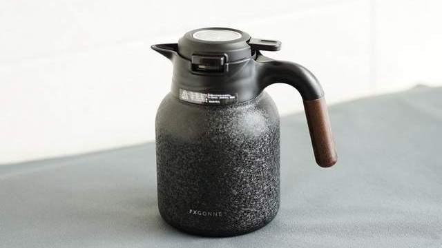 告别重金属与胶水！宫菱保温壶测评：欧盟认证安全无毒+8层锁温