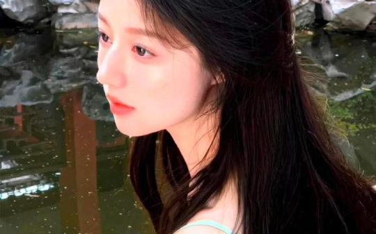 丈母娘吞30万救命钱，黑心工头百般羞辱！豪门弃子绝望跳楼诈死，劳斯莱斯突然停下，老者跪喊：少爷