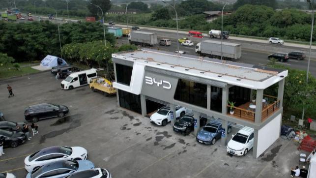 比亚迪布局加拿大市场：选址多伦多，首年拟开20家门店