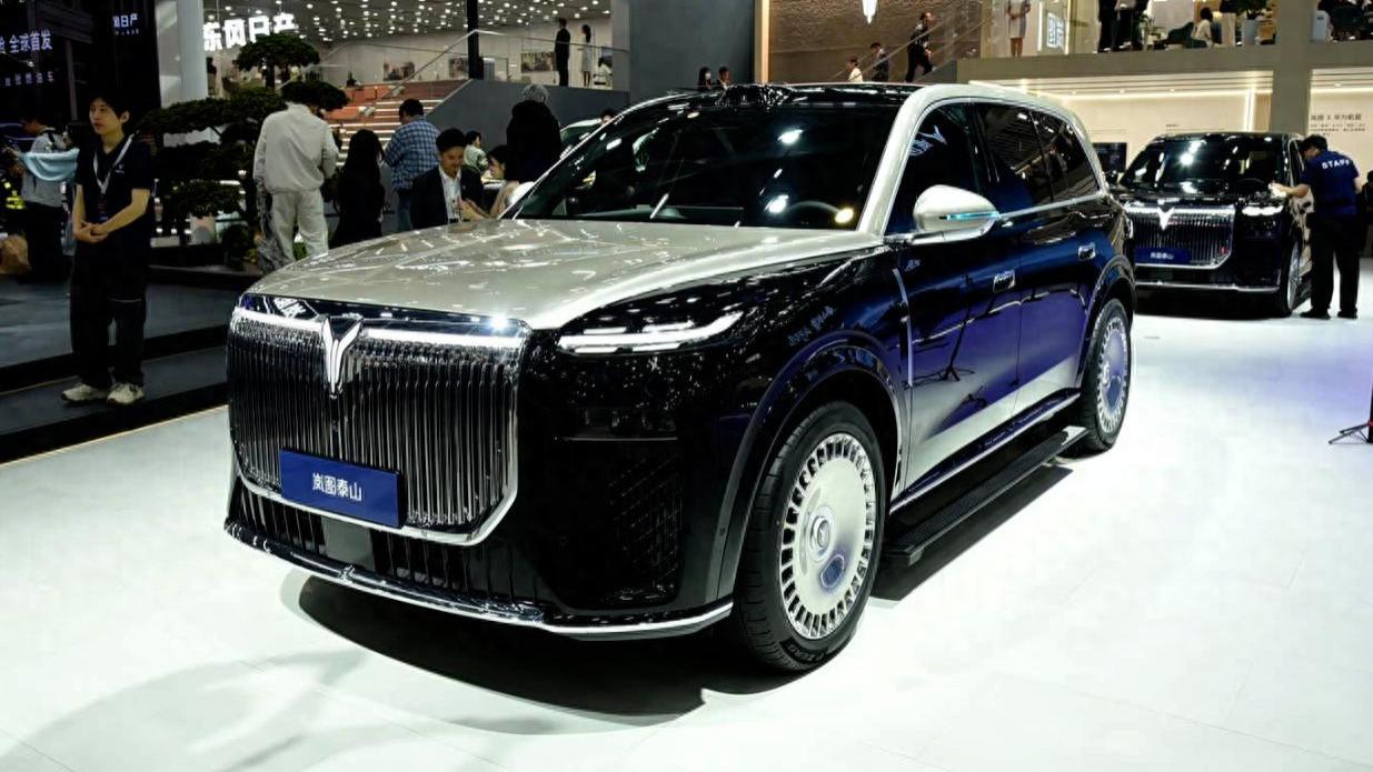 岚图泰山加推Ultra与黑武士版 华为896线双光路激光雷达加持