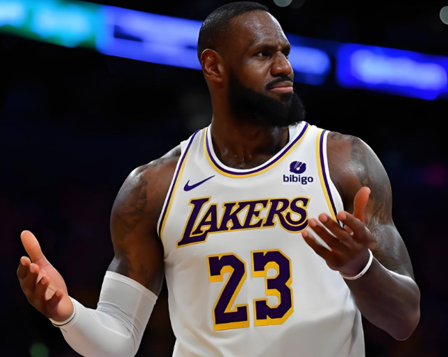 没搞懂老詹休息反应这么大

首先东里在的时候都打不过雷霆，你觉得老詹一个人带队能