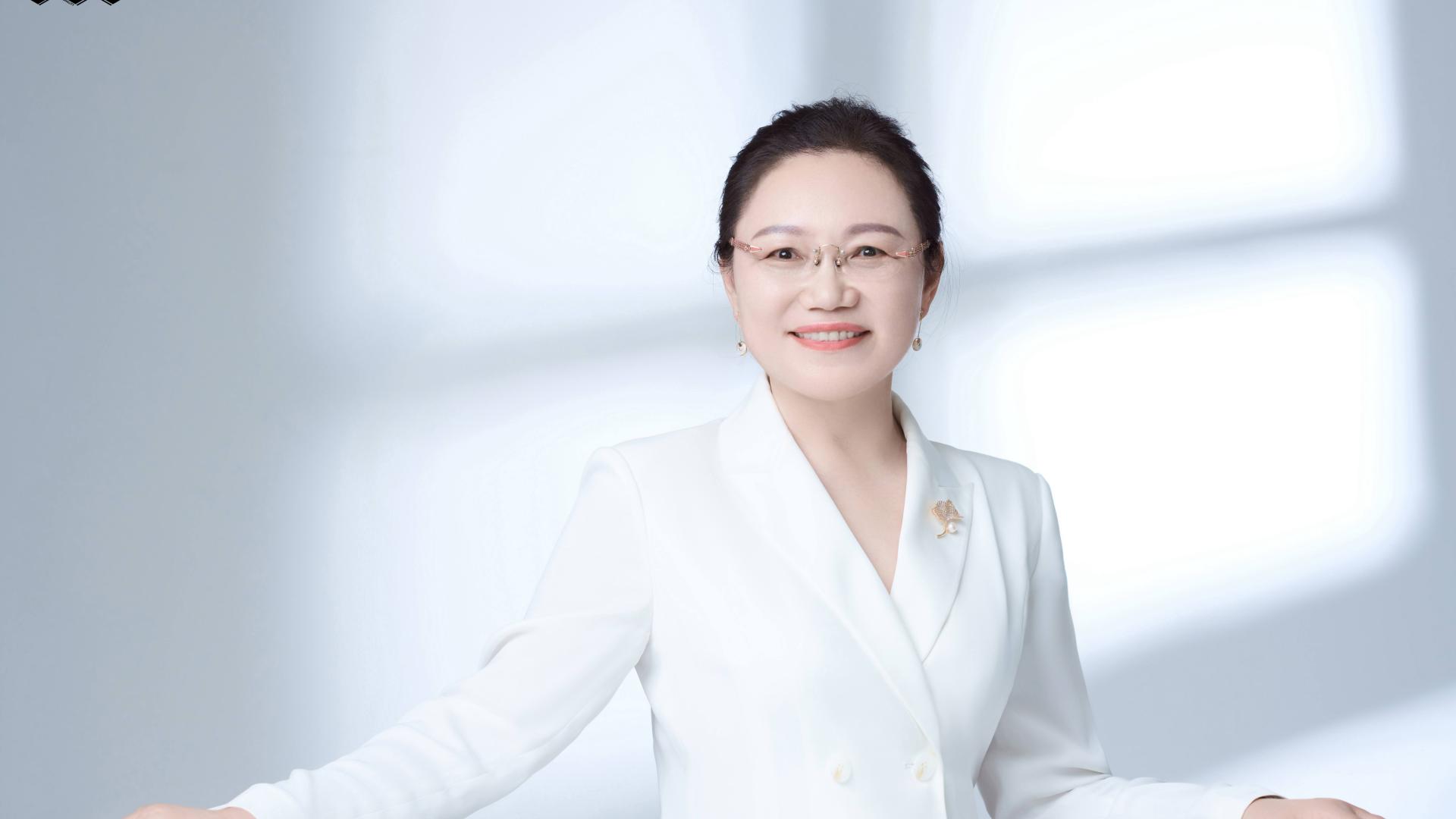 时代面孔｜张文萍《轨迹》：一城一轨，记录属于重庆的时代答卷