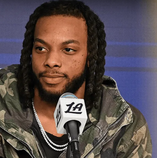 洛杉矶快船球星达里厄斯-加兰可能在（当地时间）周一对阵金州勇士的比赛中复出。
L