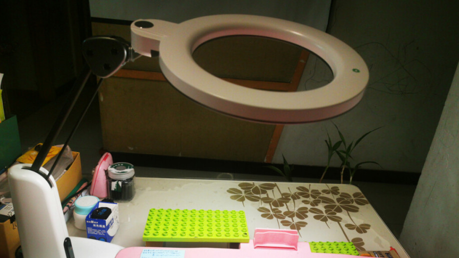 适合学习的台灯有哪些？怎么选护眼台灯？哪个牌子的靠谱？