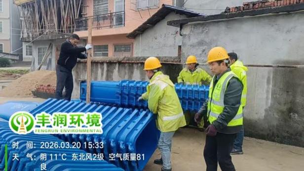 阳新：2000只新垃圾桶“上岗” 9个镇区焕新颜