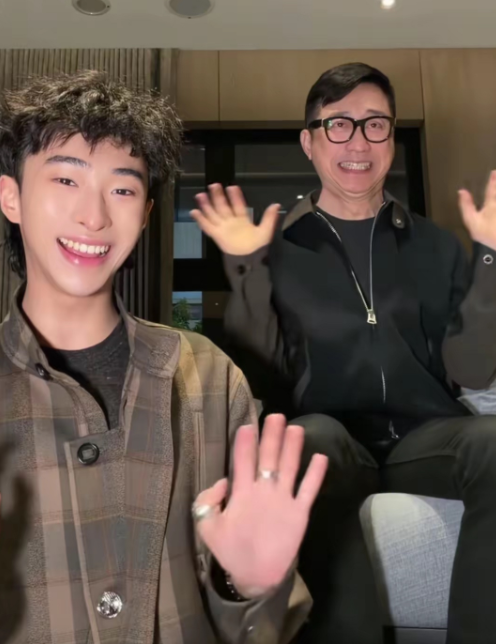 其实恩利大多数时候都是喊秦昊昊哥的
但在心理上对昊哥特别依赖，所以应该心中早就视