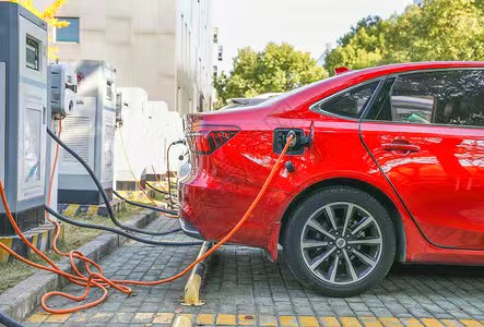 电车的优势越来越大，给想换车的我搞的不知道换电车还是油车了。