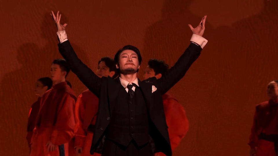 演员回应脱掉和服才鞠躬！一句话戳中人心，这才是中国演员的风骨