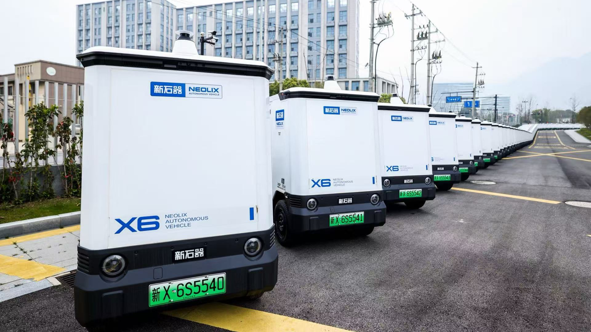 无人配送车进入规范发展新阶段，先行企业有望加强竞争力