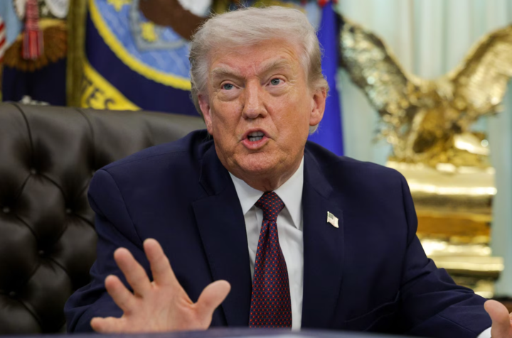 特朗普又要征关税，高达百分之百