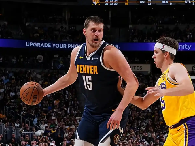 换防就是湖人防守差的根本原因
换防后对面内线大打小，外线小打大，强队之所以是强队