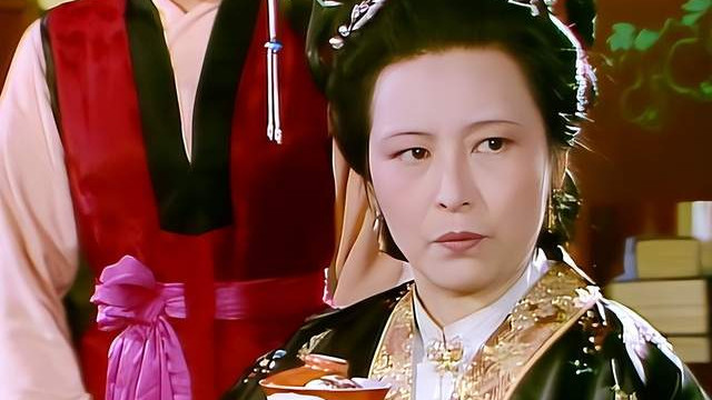 王夫人为何让薛宝钗管家？细听一下就知道了，她的算盘打得震天响