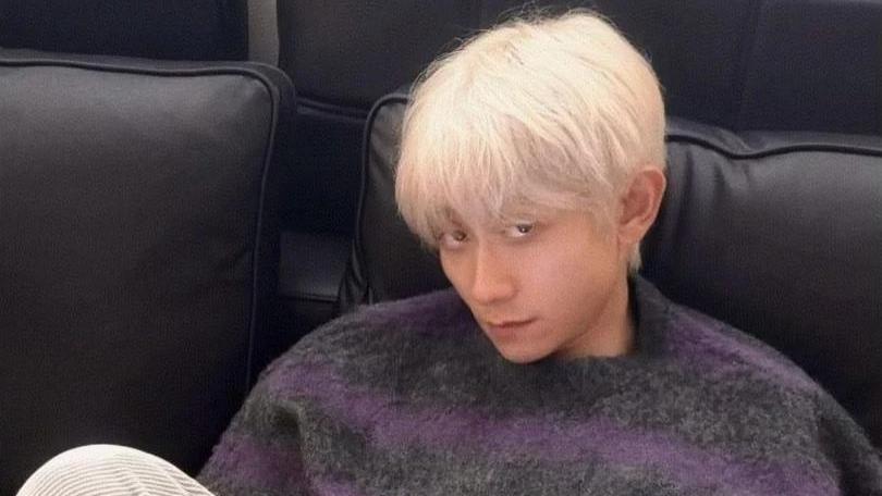 34岁张一山染白发会发小，他们都像大叔了，他怎么还像小孩？