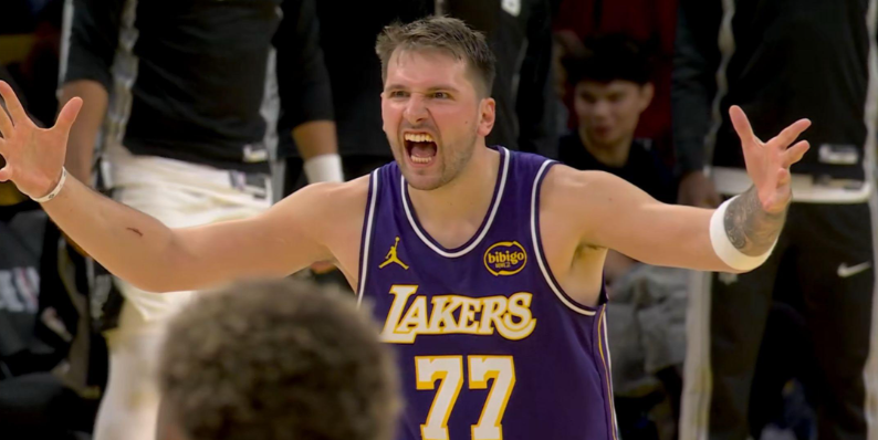 77不打，湖人季后赛的生命线就是三分！

除了肯纳德和八寸，其他人的三分都是神经