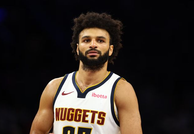 穆雷今年生涯状态最佳没什么问题吧，但是在面对顶级防守时还是没有办法。一对一打不动