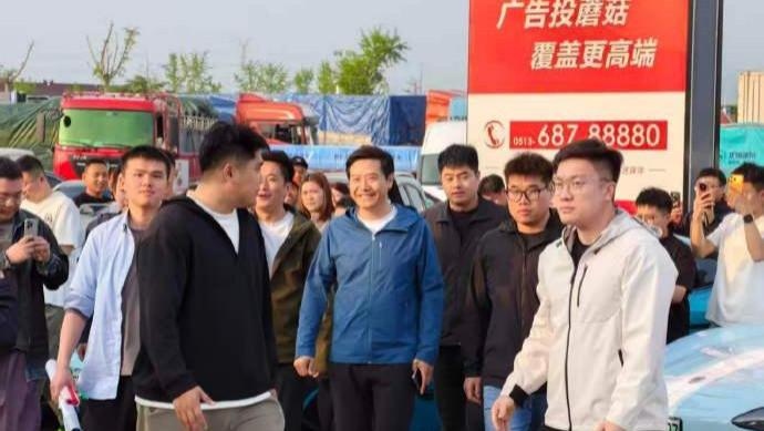 雷军遭堵车维权？徐洁云：实为车内记录数据