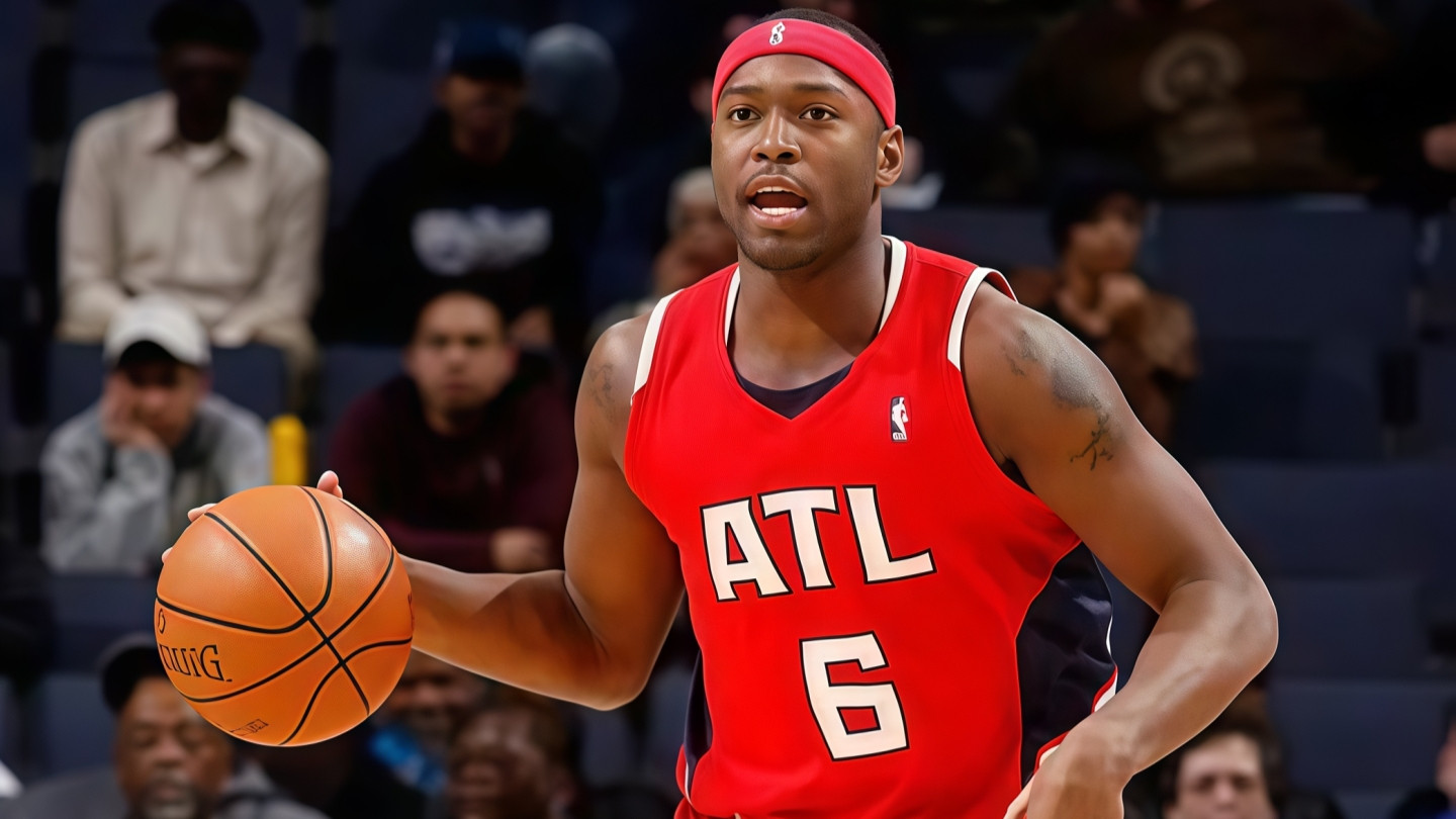 马里奥·韦斯特，结束莫宁篮球生涯的铁汉终结者