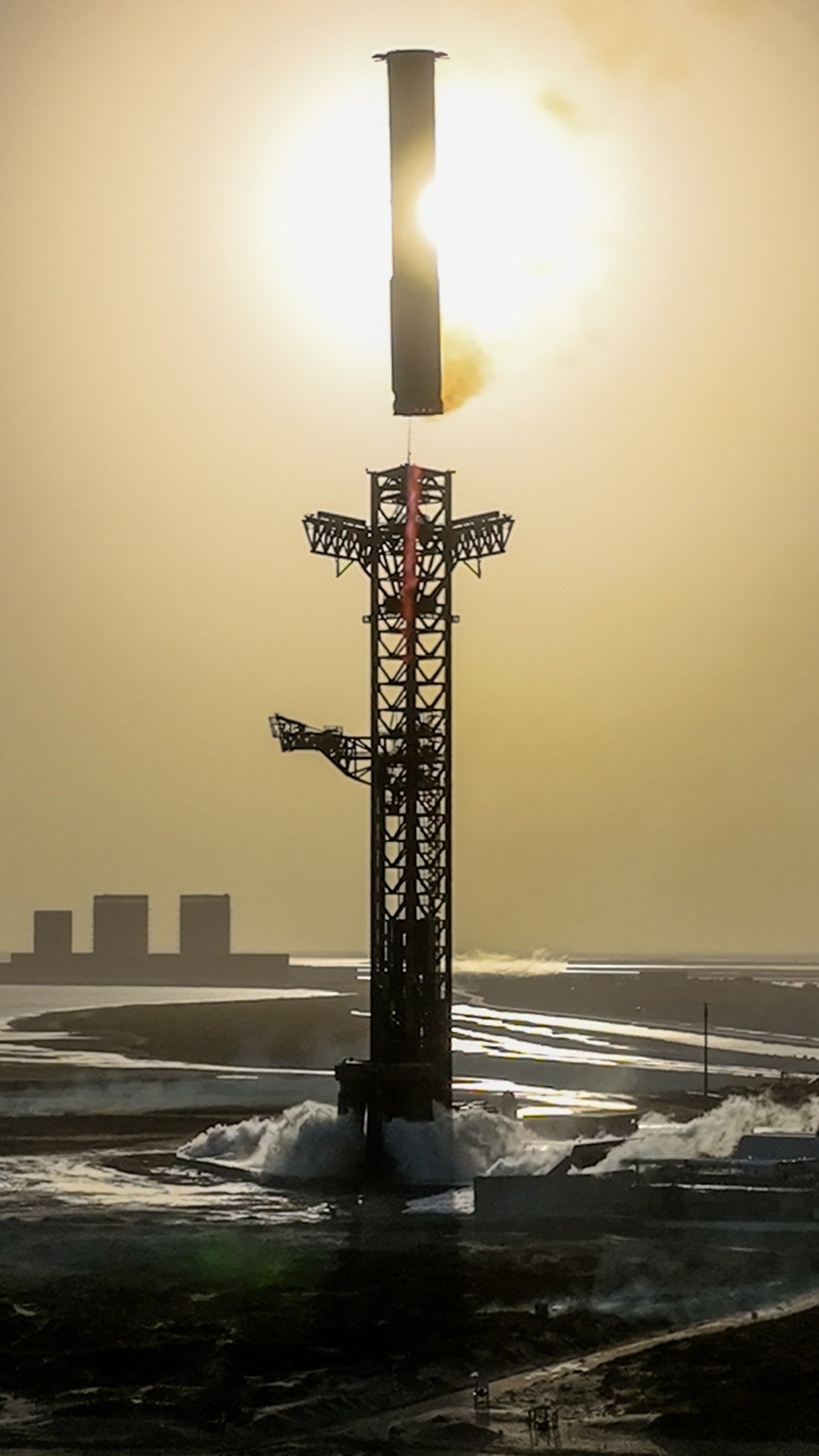 2月4日，马斯克：特斯拉Optimus将是第一台冯·诺依曼机器，它能够在任何适宜