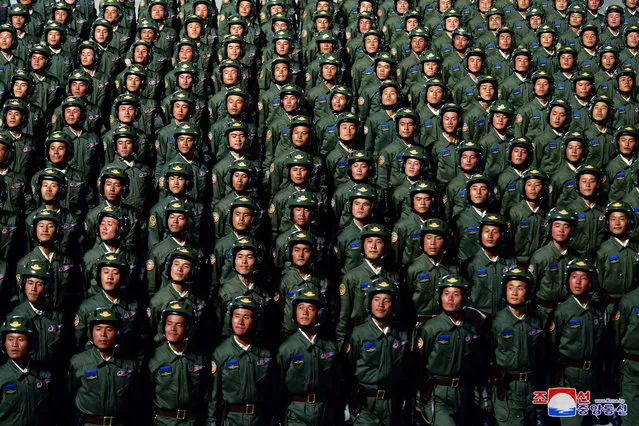 2020 年 10 月10日的夜晚， 朝鲜劳动党建党 75 周年平壤阅兵。 