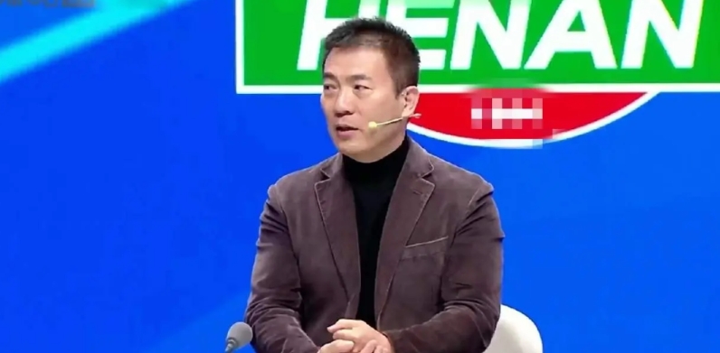 意大利1：4（点球大战）波黑，赛后黄健翔老师总结比赛（一针见血）！
 
1. 意