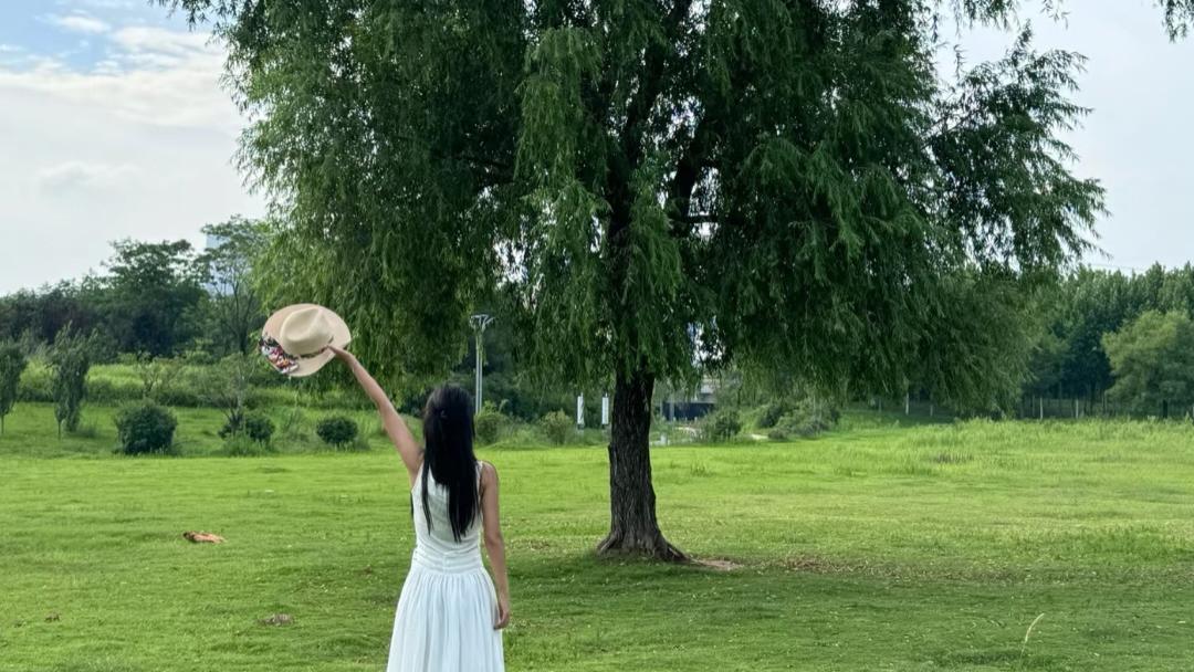 河南28岁私企员工，女友家人要彩礼35万，他拿不出来，要分手吗？