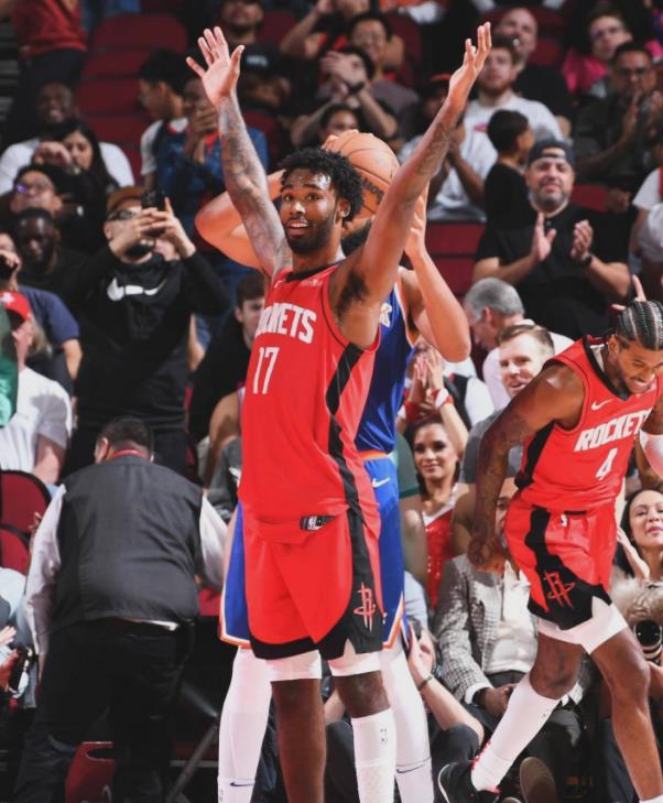 火箭队的伊森在3月份的时候，三分投篮真的是手感冰凉，根据数据统计显示，在整个3月