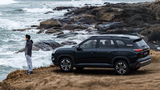 量大管饱，星光560全能硬派SUV有多硬？看完真香！