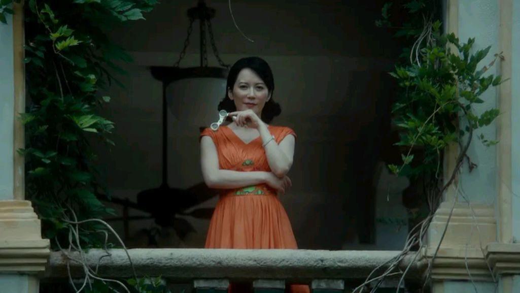 再看《第一炉香》：才知姑妈为何要把自己亲侄女变成“交际花”？