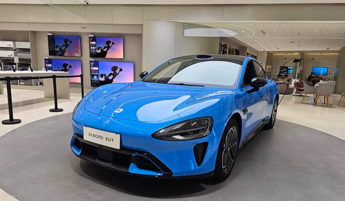试驾新款小米SU7初反馈
首先提升最大是刹车，前段反馈直接，标定线性符合直觉，缓
