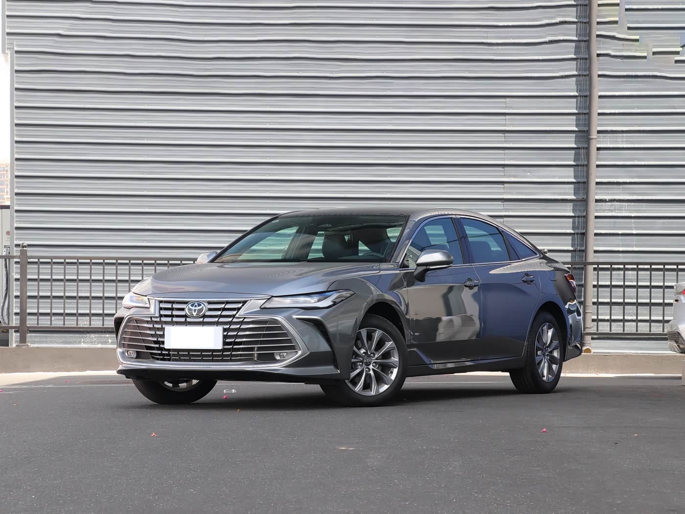 2026款亚洲龙上市！不足18万起，配备专属外观套件，搭载2