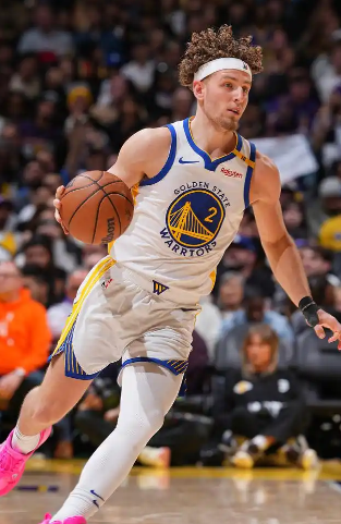 波杰的状态调整还是很快的，开场状态一般，积极性可以的，造犯规补篮存在感很强。