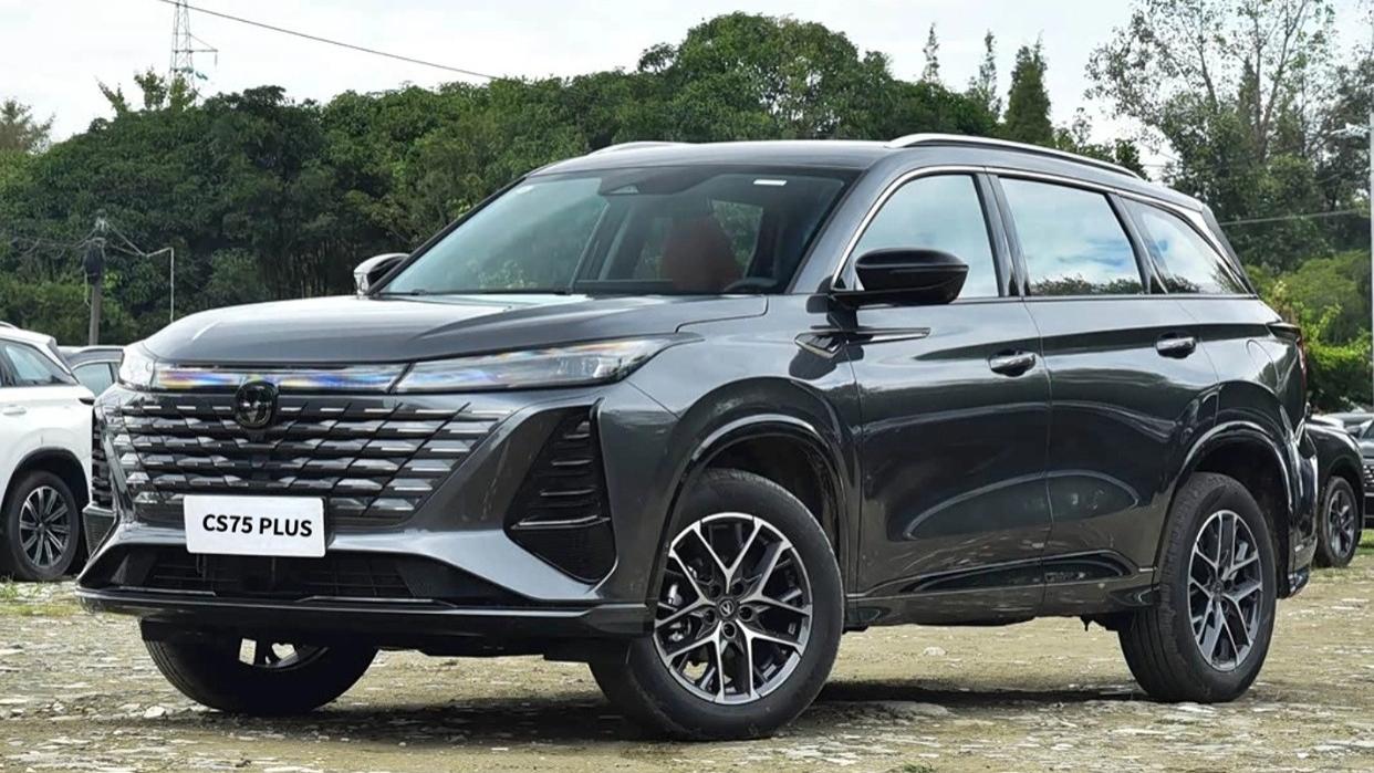 长安家族的爆款紧凑型SUV“长安CS75 PLUS”，朴实、耐用