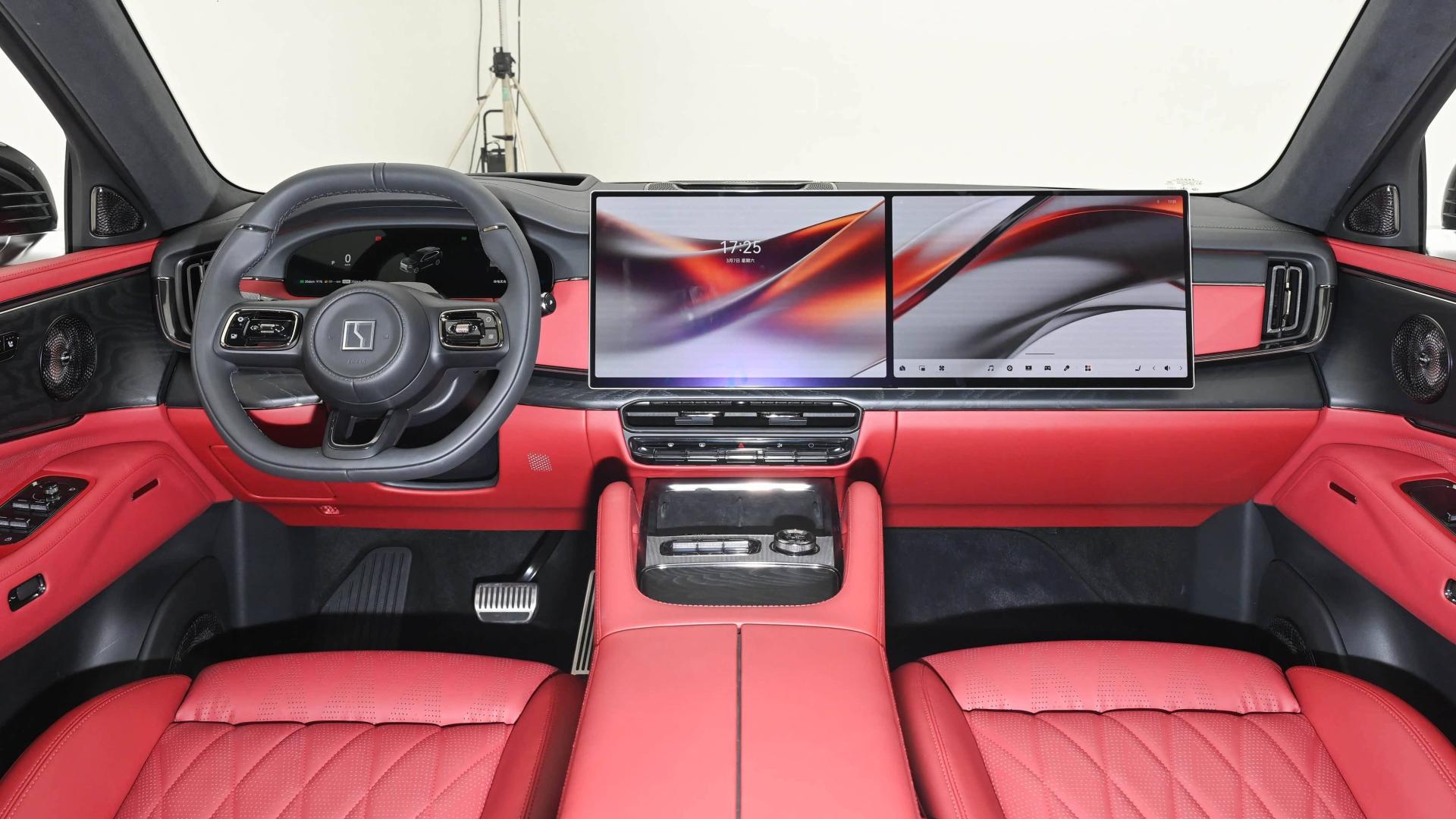 极氪8X内饰公布，上市快了？