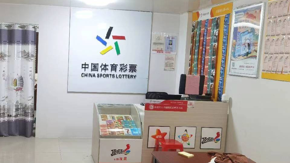 今日足球推荐】（扫盘推荐）附带比分、方向，进球数，胜负平，欢迎参考 ！