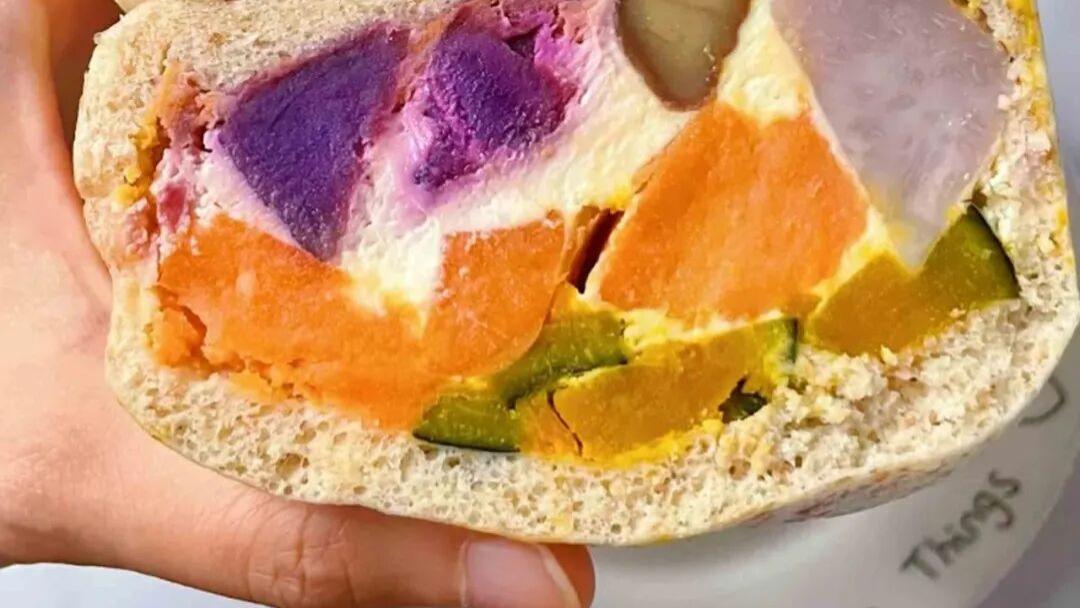 盒马把馒头“塞满粗粮切半卖”，12.9元月销7000+单