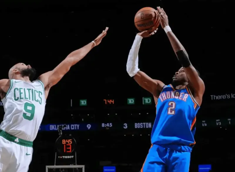 大家激动的原因，因为这是一场典型的雷霆输球，输马刺，绿凯都是一样的比赛内容

1