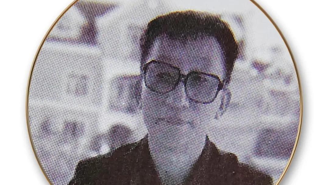 品读王旭老师以书立骨，以画抒怀