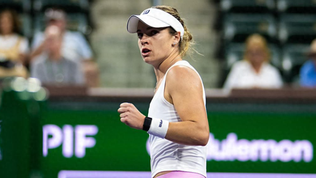 3月21日，WTA1000迈阿密站女子单打第2轮，中国选手王欣瑜1比2不敌麦克纳