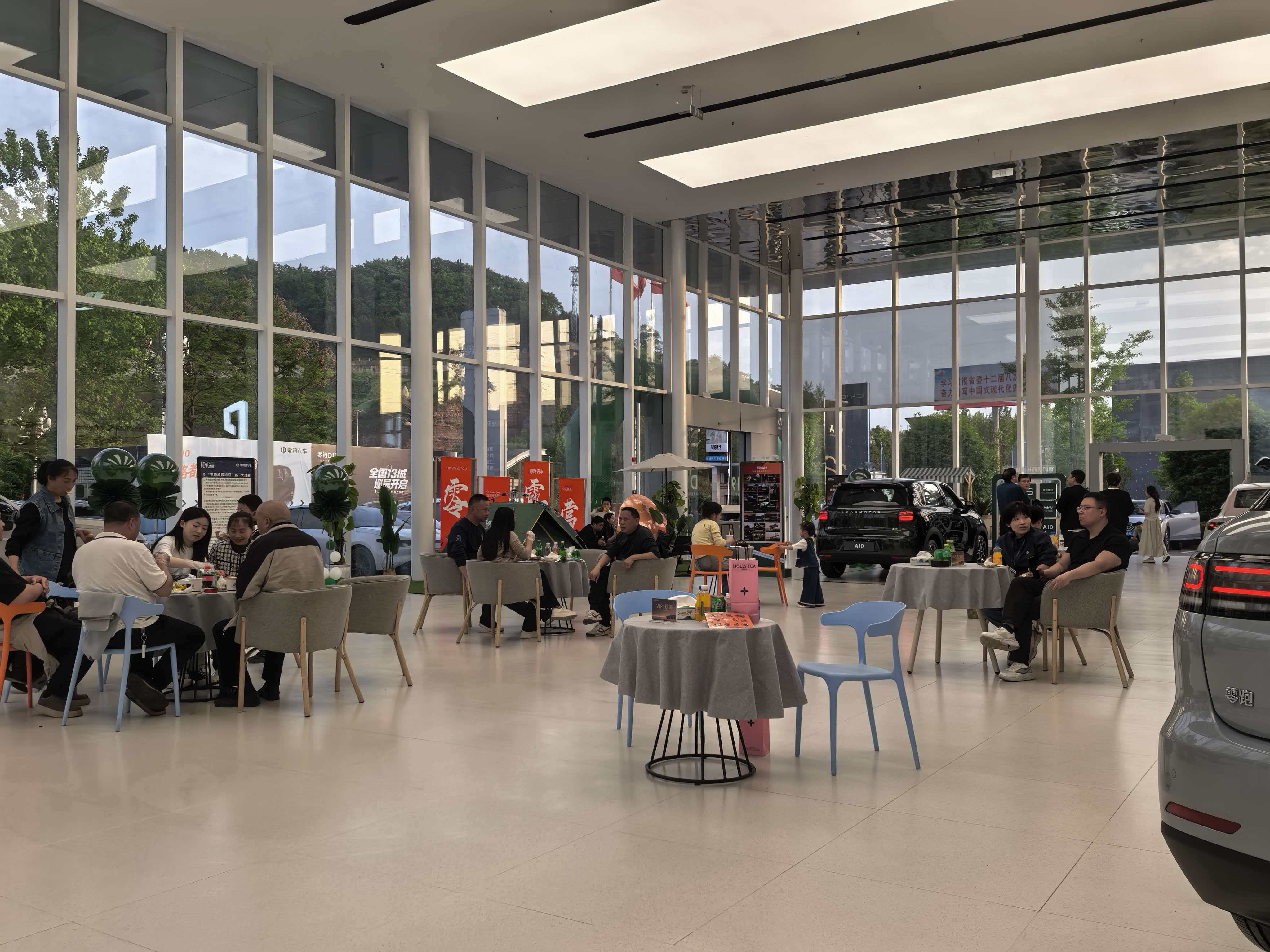 达州零跑 D19 上市之夜全回顾｜硬核实力圈粉，人气爆棚！