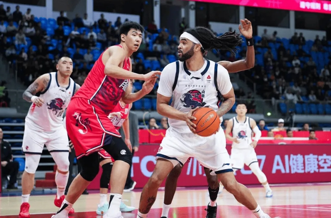  CBA常规赛，广州93-85战胜山东。
赛后，山东男篮总结比赛：客场憾负广州，