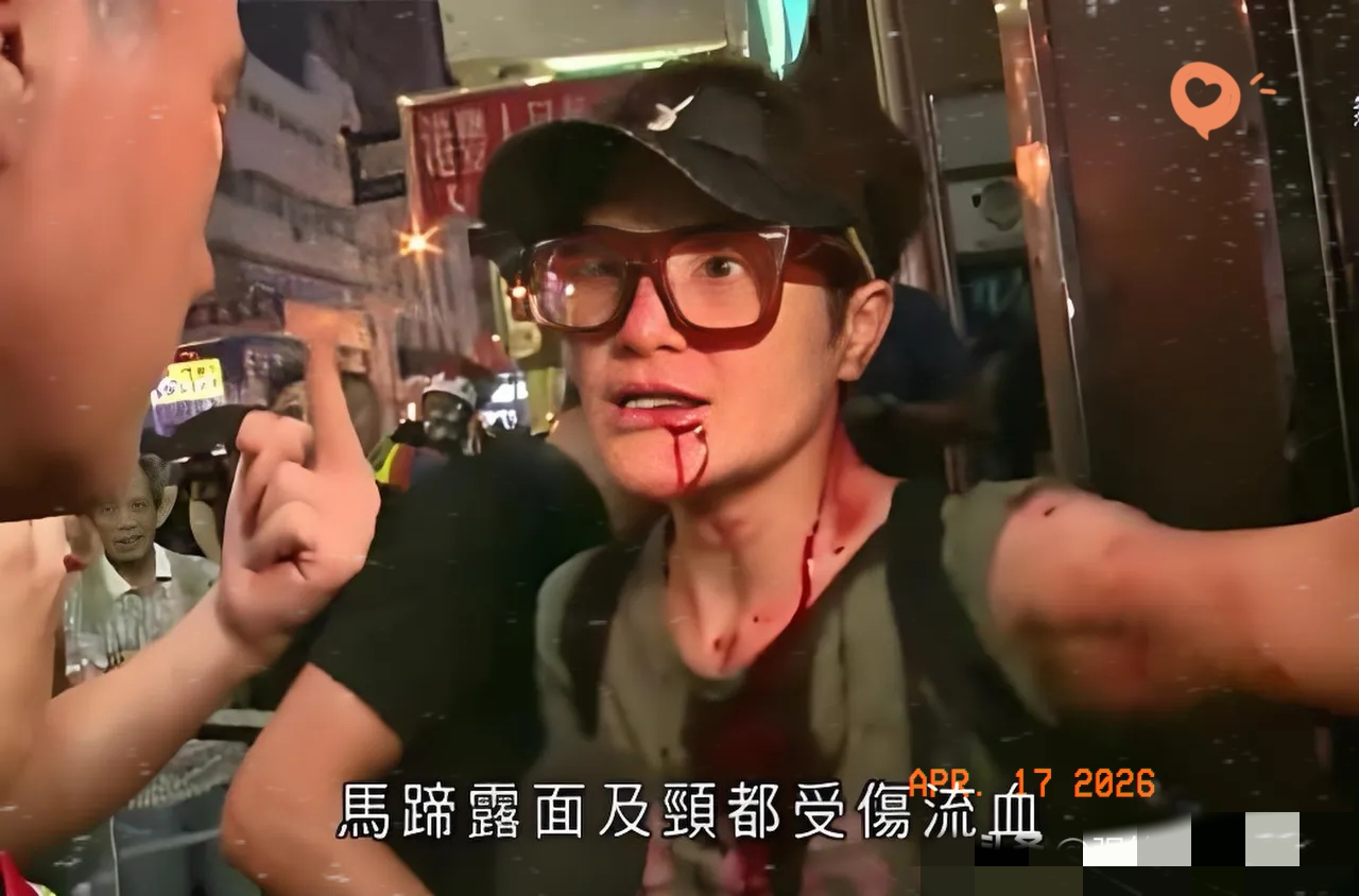 老牌TVB演员马蹄露一番发言，戳穿了当下很现实的————
 
守规矩的人被冷落，