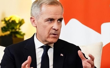 加拿大全面反华，刚吞下中国千亿红利，立即正式通知中国: 加25%关税, 中企必须卷铺盖走人…