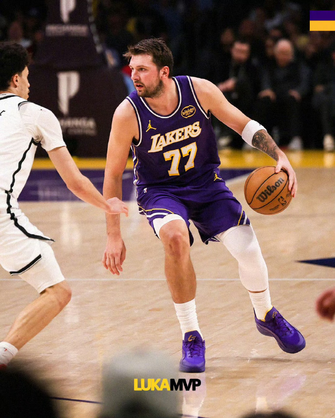 如何评价？今天的东契奇：

39分钟拿下41分8篮板3助攻3抢断1封盖1T！
