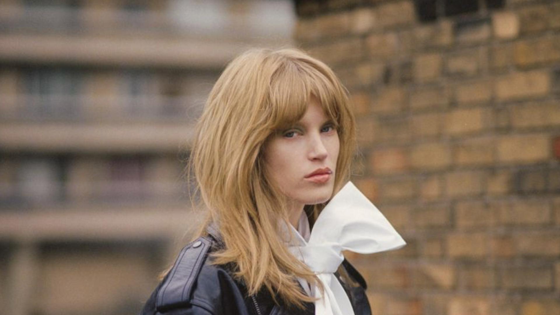 英国超模杰奎·霍普尔，深闺系夏季时尚摄影