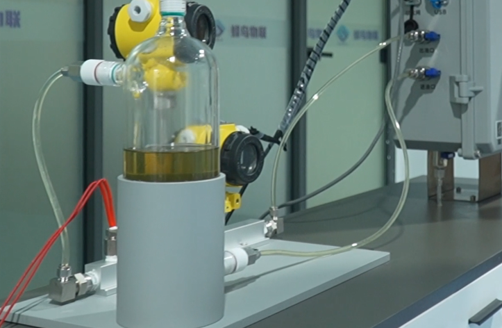 在线油液监测系统的固定防震与防腐处理