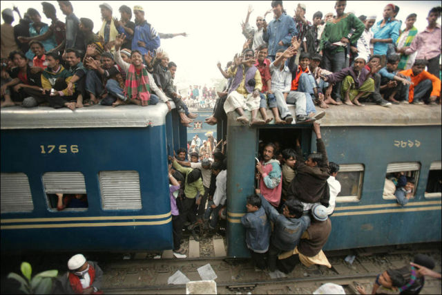 走，上班去！(孟加拉国地火车)