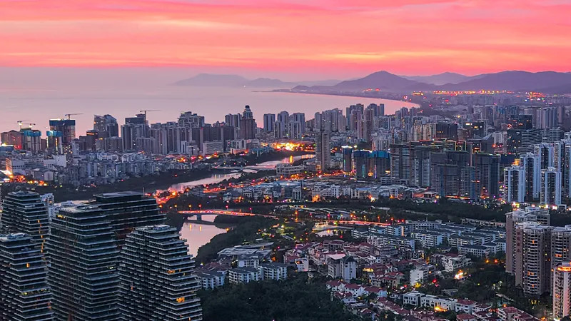 三亚楼市，热得发烫！销量暴涨136%，揽金超过21亿元！