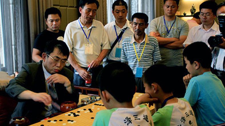 黑白人生间的辉煌与遗憾 棋圣：三次婚姻后面的最好，择优录取